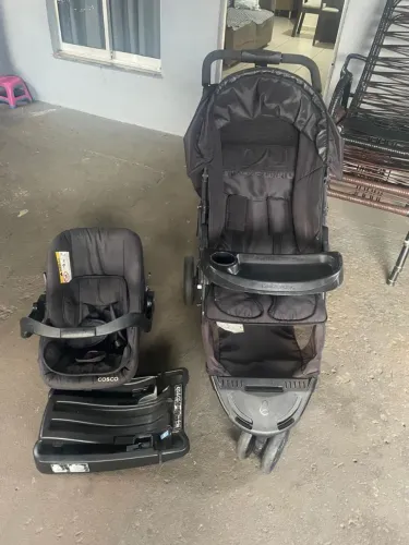 Vende-se os dois por 300 reais,falar com laiane *