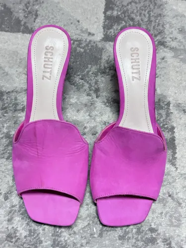 Sandália Schutz Rosa de Couro tam 36