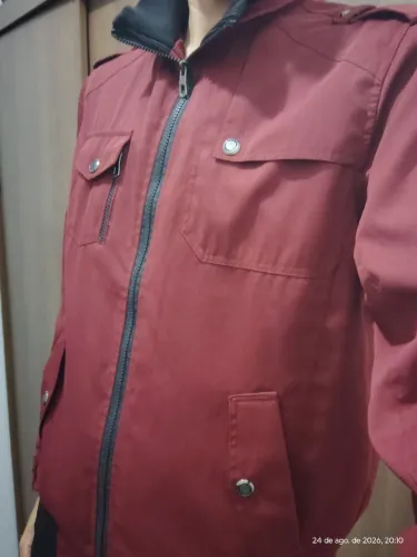 Jaqueta Vinho com bolso interno