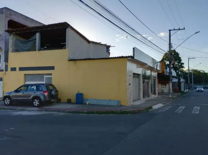 Casa com ponto comercial na praia de Carapebus 