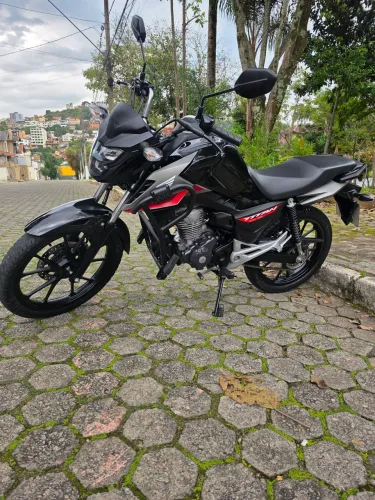 SERRÊ E LÉO MOTOS TITAN 25 MUITO NOVA!.