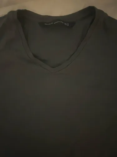 camiseta manga curta, em algodão peruano. Nova.
