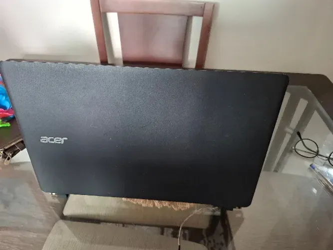 MONITOR DE NOTEBOOK 18 POL.NOVO  SEM DEFEITO