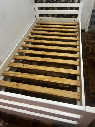 Cama solteirão Madeira!