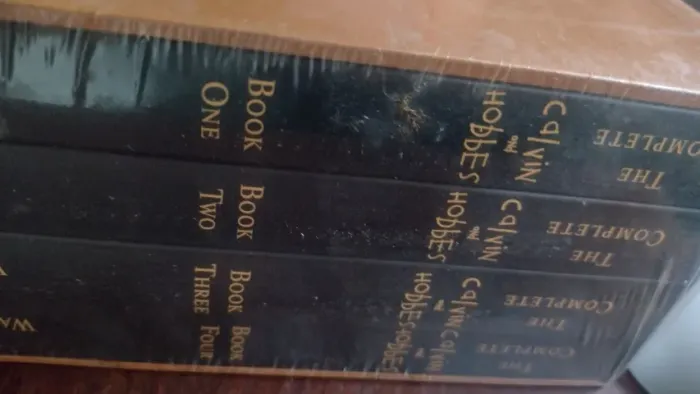 The Complete Calvin Hobbes (4 Volumes em inglês) Bill Watterson Haroldo NOVO Lacrado