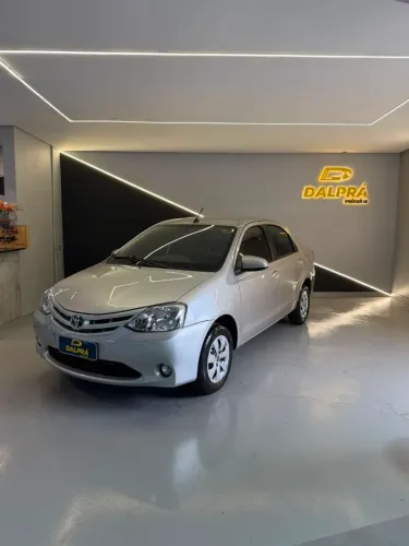 Toyota Etios XS Sedan 1.5 Flex 16V 4P Mec. 2017