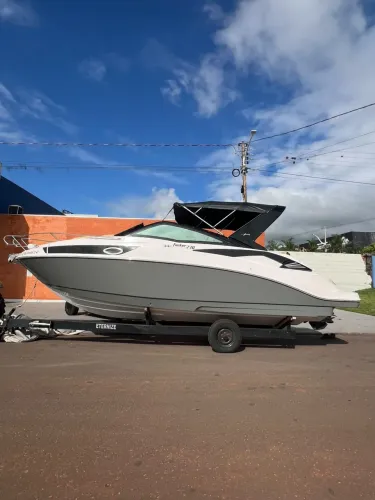 Lancha Focker 270