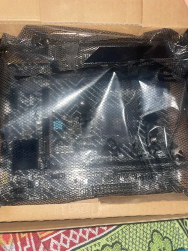 VENDO PLACA MÃE MANCER A520 (obs: um slot de memória está com mal funcionamento)