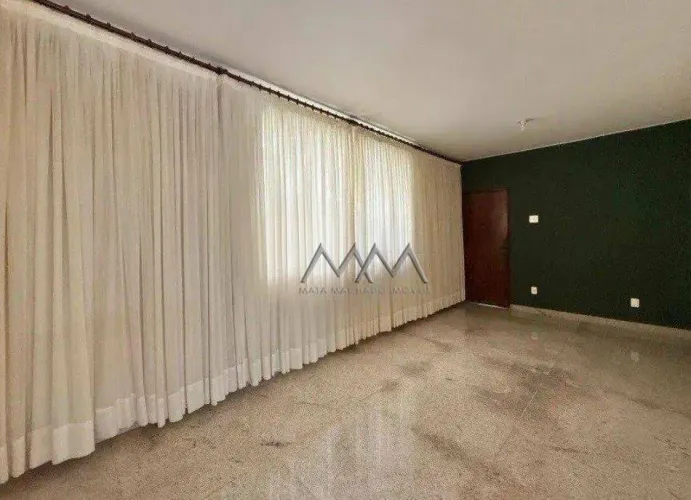 Área privativa à Venda no Sion | 3 Quartos - 100 m²