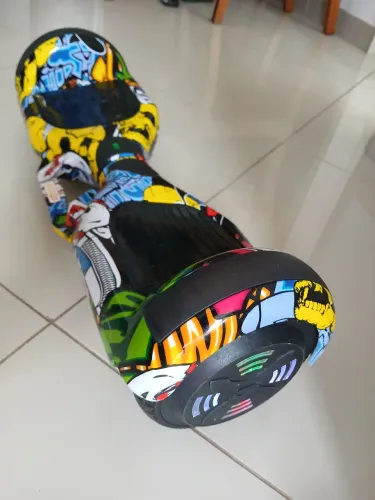 Hoverboard semi-novo