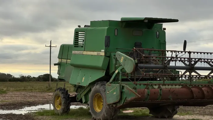John Deere 1175