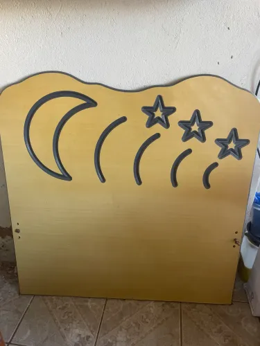 Cama de solteiro sem colchão