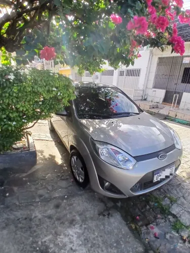 Ford Fiesta 1.0 8V Flex/class 1.0 8V Flex 5P 2012