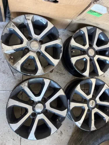Rodas aro 14 4x108 Ford $600,00