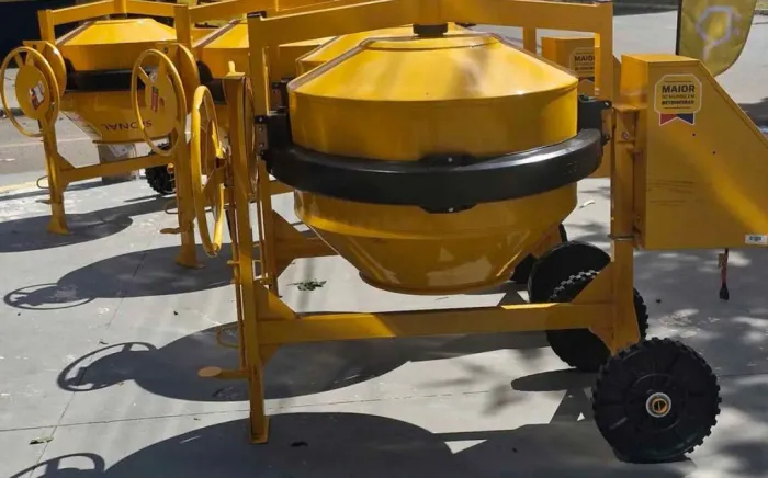 Aluga-se betoneiras de 400 litros para sua obra!