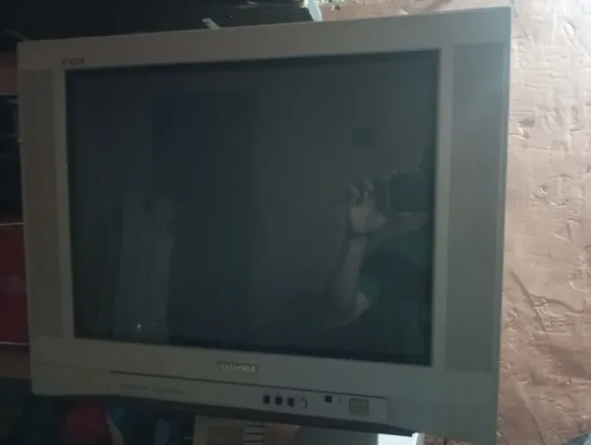 Tv LG tela plana de 29 polegadas ótima 