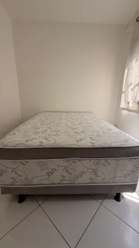 Cama casal box 