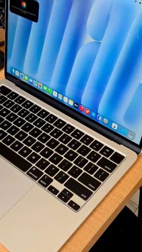 MACBOOK AIR M2 [ESTADO DE NOVO]