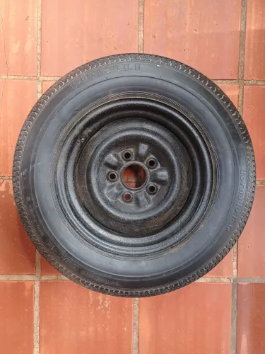 Estepe 91/92 e pneu diagonal 