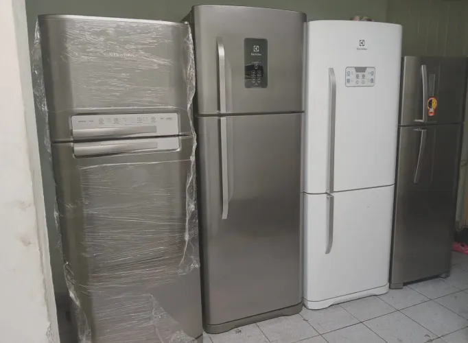 Geladeira Frost Free Inox 127v 4 modelos Única Dona