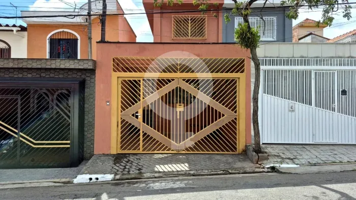 Sobrado com 3 Quartos 2 banheiros 2 vagas no Jardim Vila Formosa!