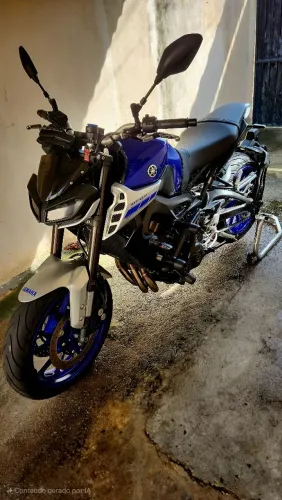 Yamaha MT-09 