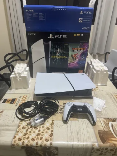 PS5 Slim Digital + Nota Fiscal + Caixa | Único Dono | Pouco Uso