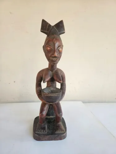ESCULTURA MÃE IORUBÁ **PEÇA RARA**