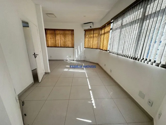 Comprar sala comercial na Pompéia em Santos