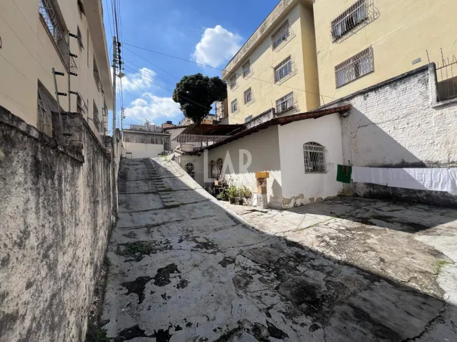 Lote/Terreno com 400m2 à Venda Bairro Nova Suissa BH/MG