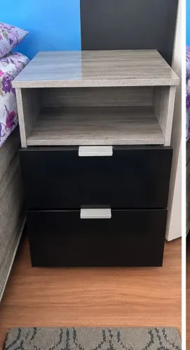 Mesa de cama // cabeceira