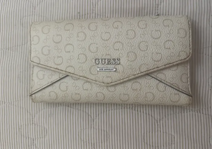 CARTEIRA - GUESS