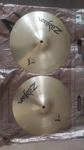 Chimbal zildjian new beat 12" NOVO  , USA