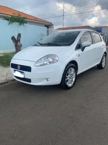 Fiat Punto Attractive 1.4 Fire Flex 8V 5P 2012