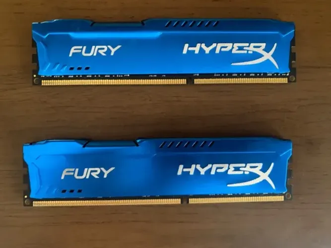 DUAS MEMORIA HyperX DDR3 8 GIGAS CADA TOTAL 16 GIGAS