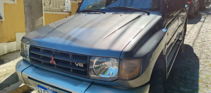 Mitsubishi Pajero GLS 3.5 V6 4P Aut. 1999