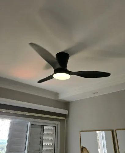 Ventilador de teto silencioso 3 pás - Controle remoto 3 tons de cores de led - NOVO