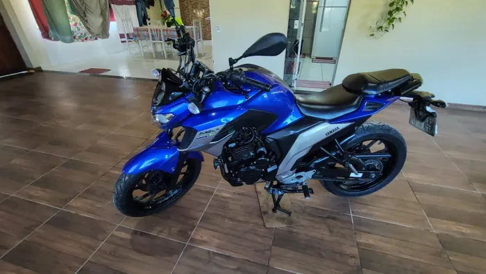Vendo Yamaha Fazer 250 flex 2019