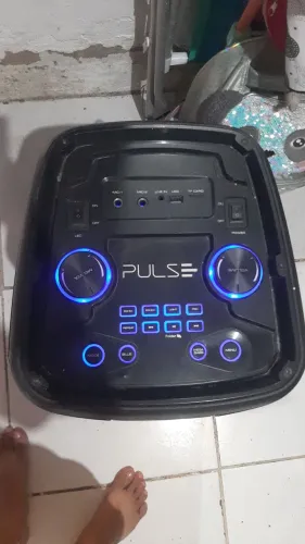 Vendo Caixa de som original motivo viagem