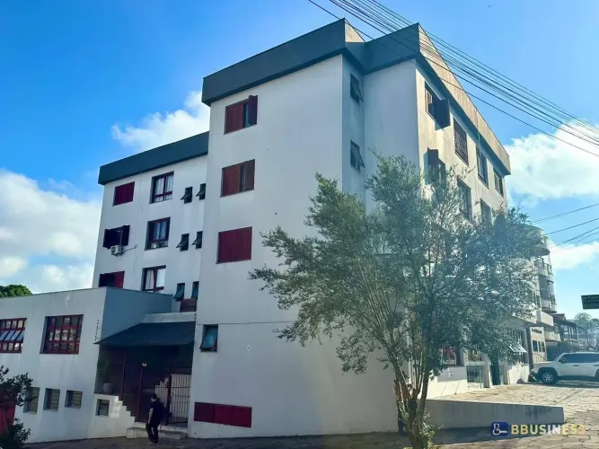 Apartamento à venda com 2 dormitórios, 1 vaga, Medianeira, Caxias do Sul, RS