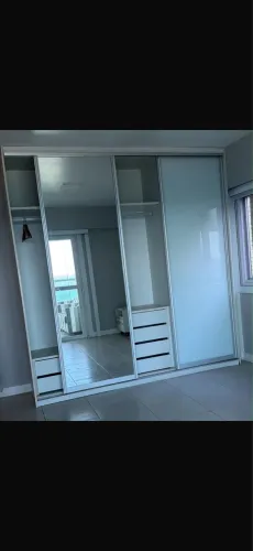 Vendo guarda-roupa