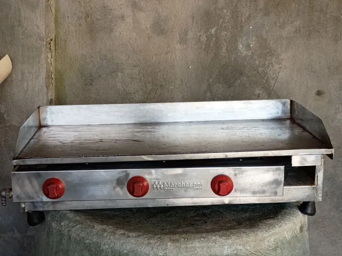 Chapa Comercial a Gás Marchesoni 80cm - 3 Queimadores (Aço Inox)