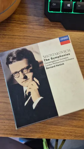 Box-set Shostakovich: The Symphonies - Bernard Haitink (Decca - Edição Definitiva)