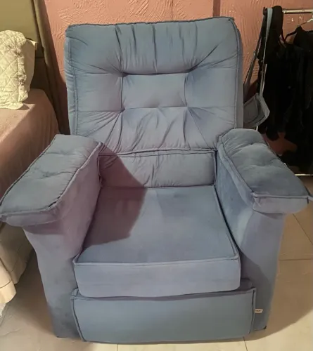 Poltrona reclinável 
