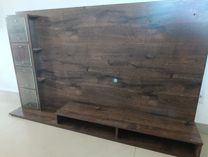 Rack de parede para TV