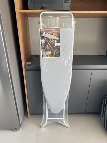 Tábua de passar roupa NOVA