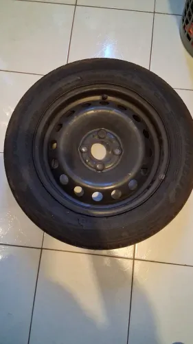 Roda aro 16 e roda aro 14 fiat