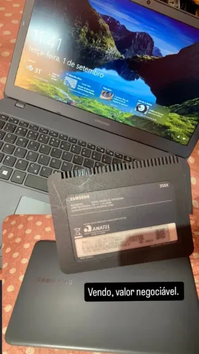 Vendo notebook Samsung parcelo no cartão de crédito