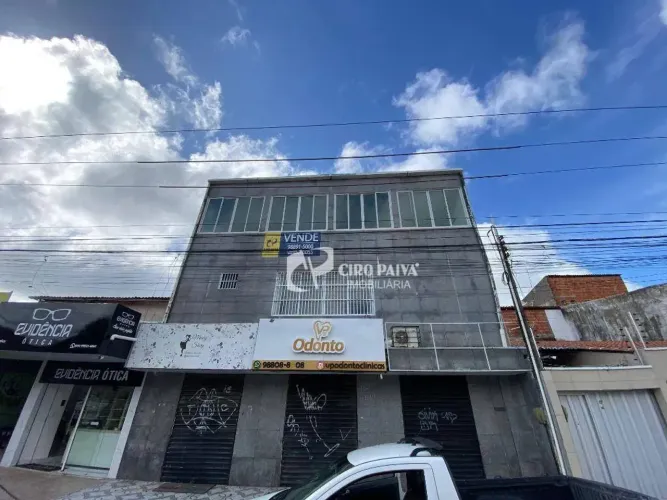 Prédio à venda, 300 m² por R$ 650.000,00 - Sapiranga - Fortaleza/CE