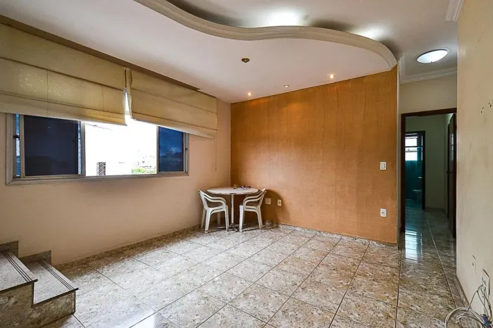 Apartamento à Venda - Santa Rosa, 3 Quartos, 197 m2